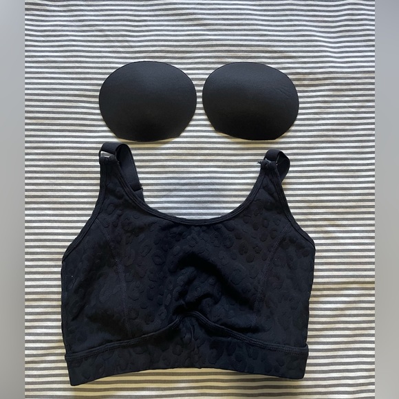 Matching Leopard Workout Set | Size S | - Picture 9 of 16